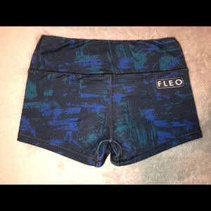 XS Fleo Shorts